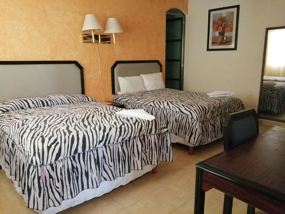 Hotel Real Doxey Tlaxcoapan Exterior photo